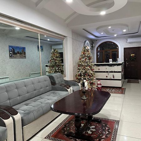 Sarbon Hotel Tashkent Esterno foto