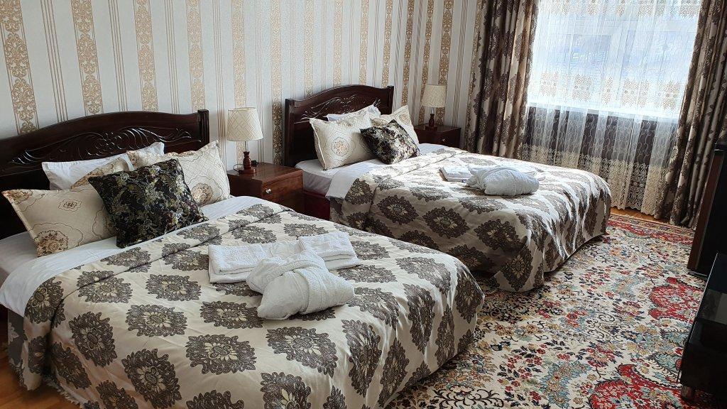 Sarbon Hotel Tashkent Esterno foto
