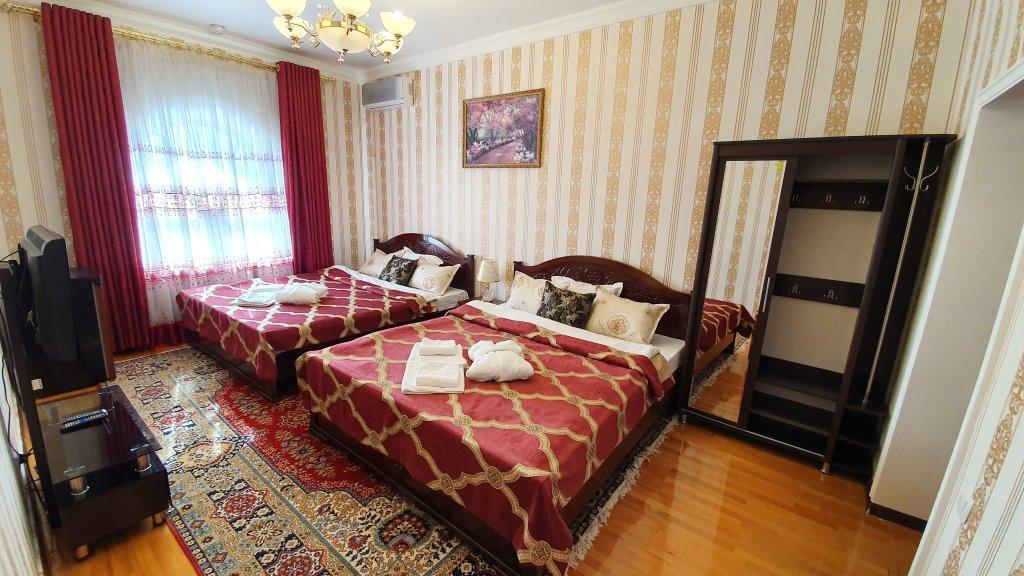 Sarbon Hotel Tashkent Esterno foto