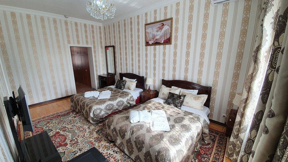 Sarbon Hotel Tashkent Esterno foto