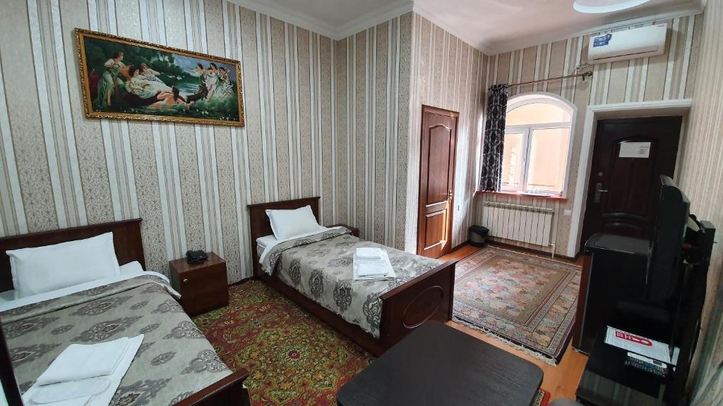 Sarbon Hotel Tashkent Esterno foto