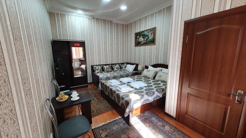 Sarbon Hotel Tashkent Esterno foto