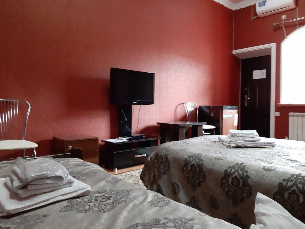 Sarbon Hotel Tashkent Esterno foto