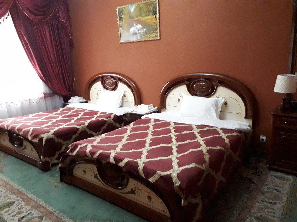 Sarbon Hotel Tashkent Esterno foto