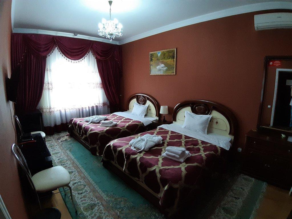 Sarbon Hotel Tashkent Esterno foto