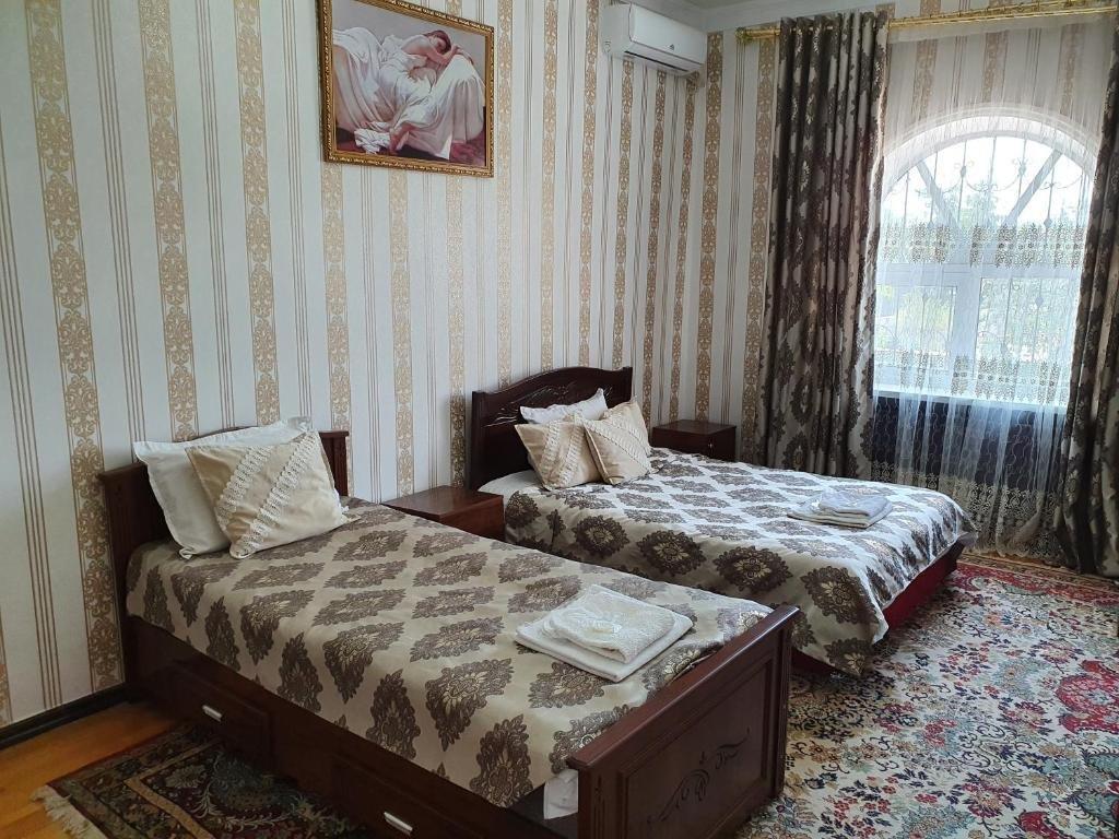 Sarbon Hotel Tashkent Esterno foto