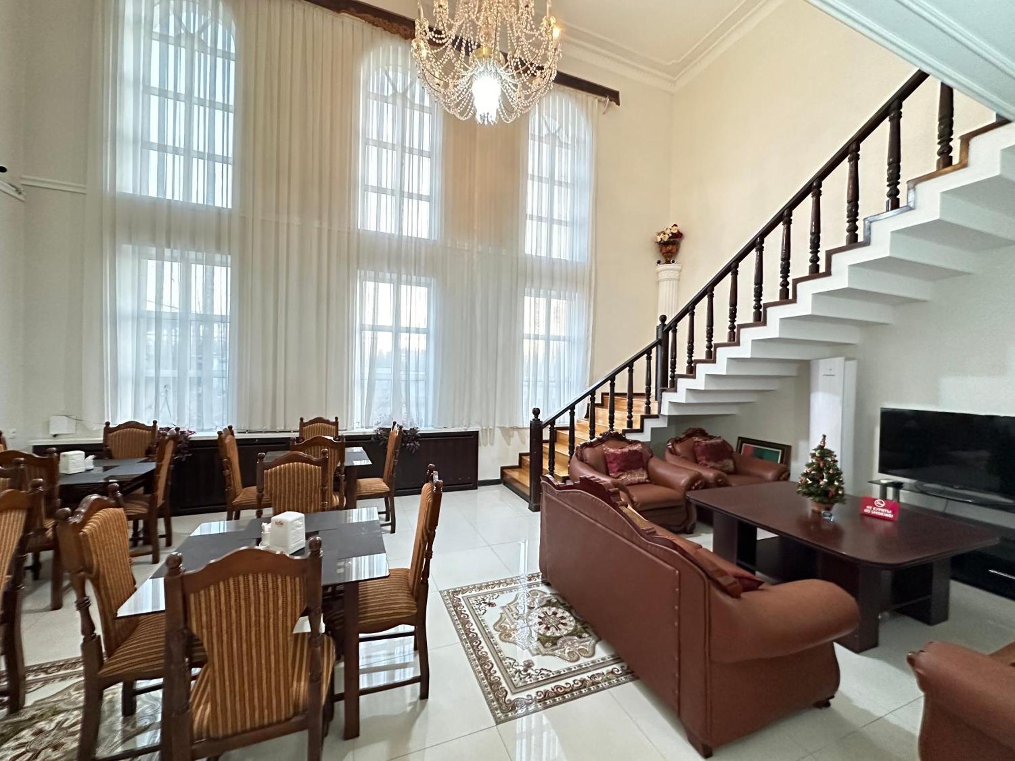 Sarbon Hotel Tashkent Esterno foto
