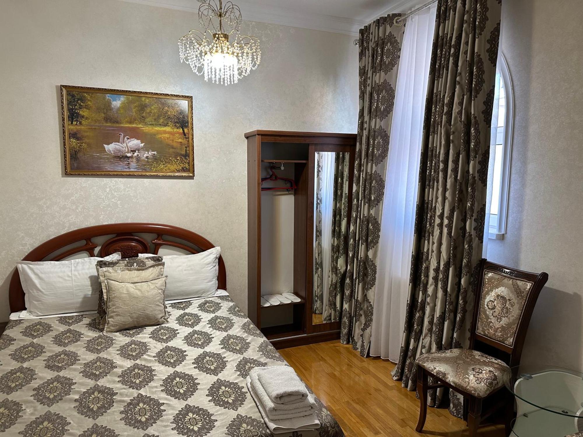 Sarbon Hotel Tashkent Esterno foto