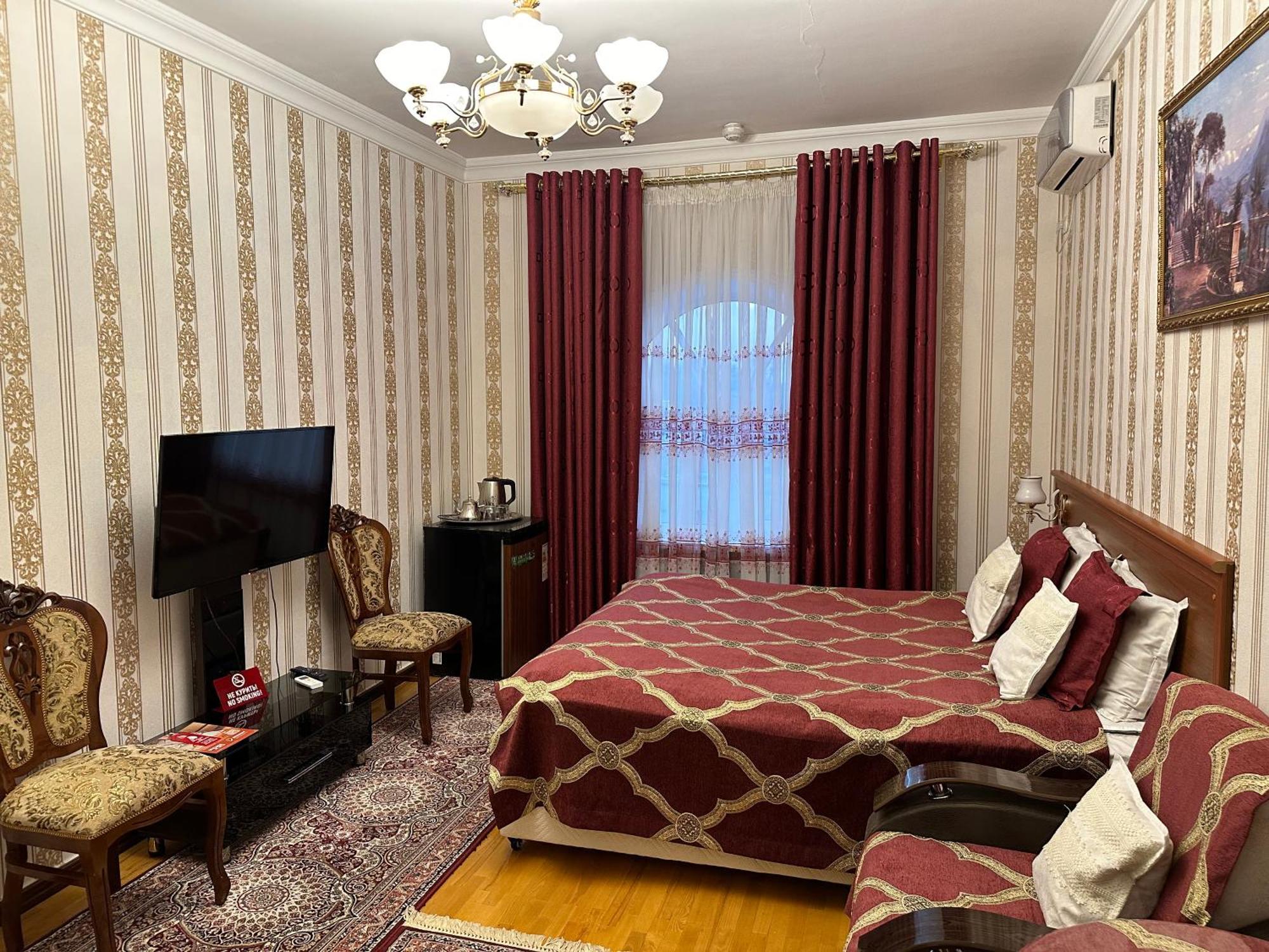 Sarbon Hotel Tashkent Esterno foto