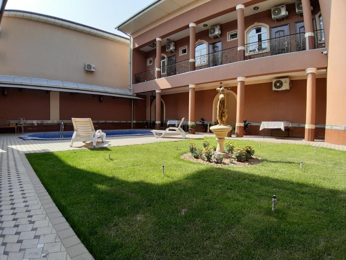 Sarbon Hotel Tashkent Esterno foto
